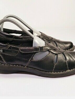 Clarks Leather Slipon Mary Jane Loafer Walking Shoes